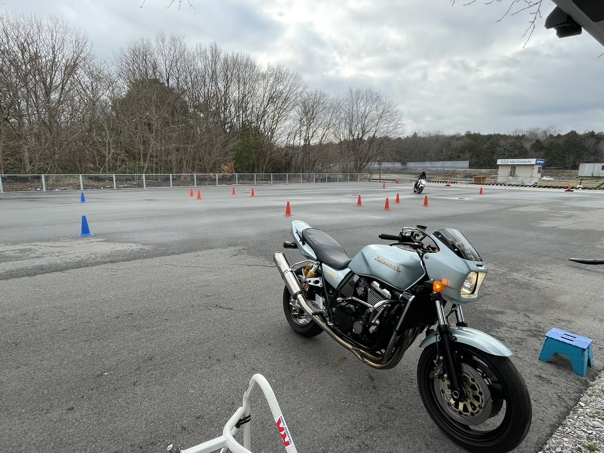 じぇー tweet media