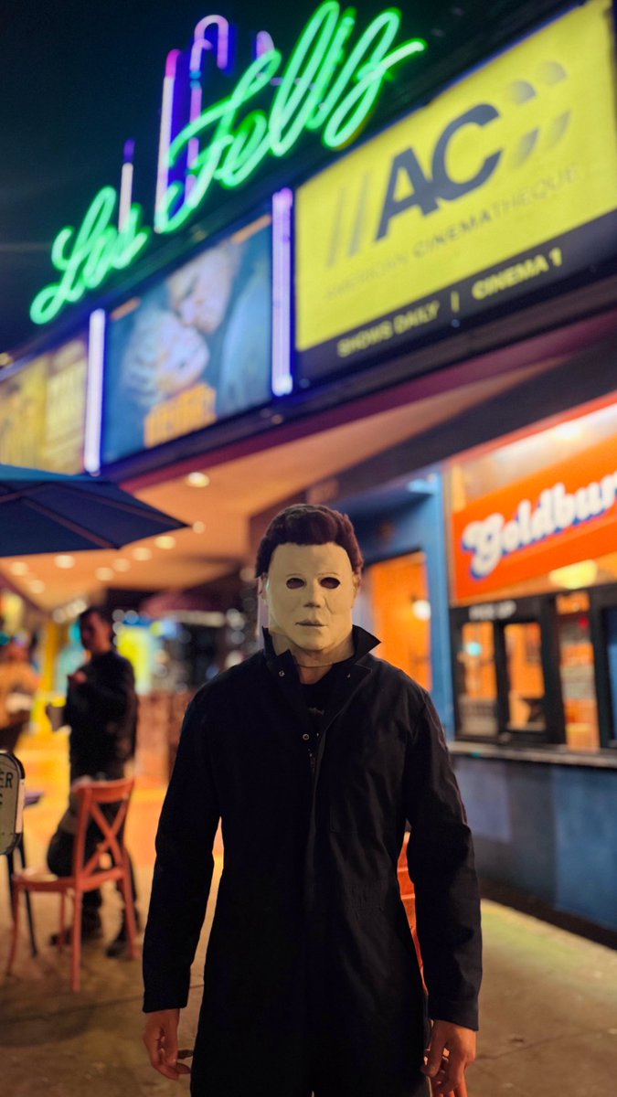 C. A. Smith 🎥👻📼 🍿 tweet media