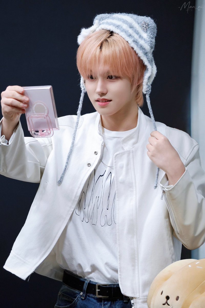 Man_ni🐾 tweet media