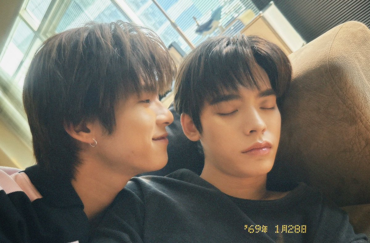 klaryder92's tweet photo. ครั้งแรกที่ทำให้ชั้นรู้สึกแบบนี้ไม่ใช่ใครคือเธอคนนี้

DUANG WITH YOU EP6
#ด้วงกับเธอEP6 https://t.co/cGlkTQXtAg