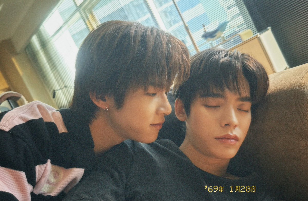 klaryder92's tweet photo. ครั้งแรกที่ทำให้ชั้นรู้สึกแบบนี้ไม่ใช่ใครคือเธอคนนี้

DUANG WITH YOU EP6
#ด้วงกับเธอEP6 https://t.co/cGlkTQXtAg