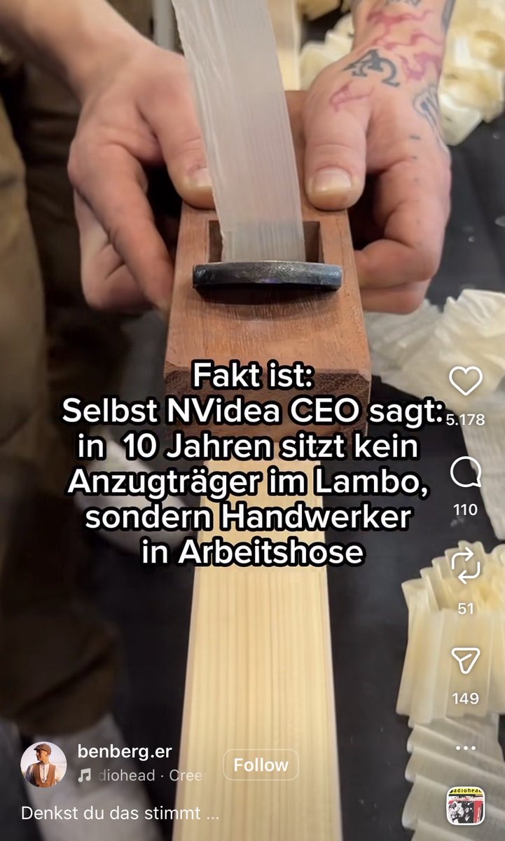 DerinderTürSteher tweet media