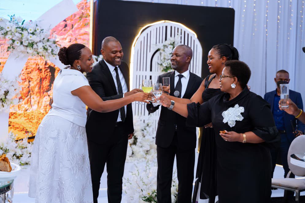 Muhindo Moris tweet media