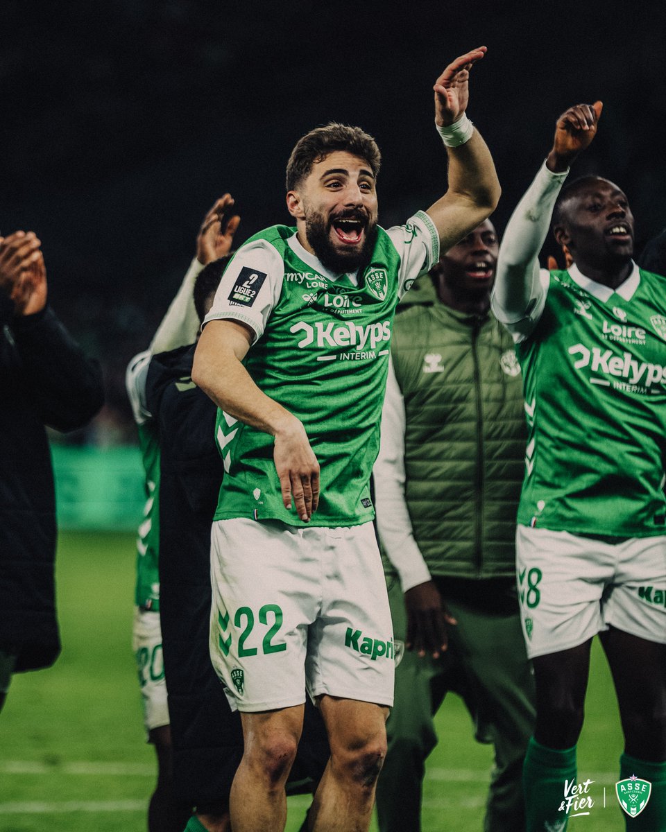 ASSEofficiel's tweet photo. Bonjour le Peuple Vert et bon dimanche ! 😁 https://t.co/gXuo9g6qxa