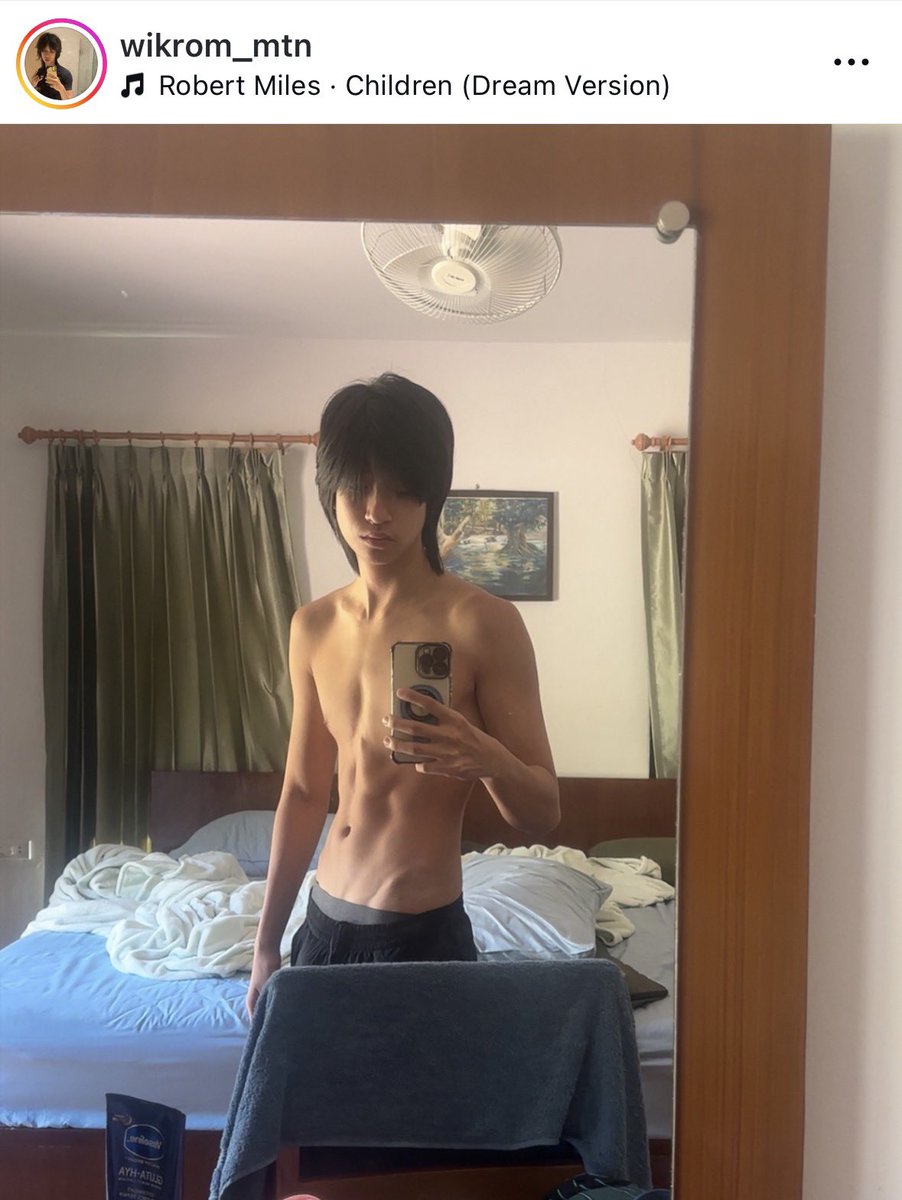 คนที่ฉันอยากดูในรายการ vs คนที่รายการเลือกให้ฉันดู

ถามจริงเลยนะรายการ! ถ้าจะเอาคนตกรอบเดิน ช่วยเอาที่แบบมันดูน่าสนใจหน่อยได้มั้ย จะร้อง T.T แล้วปีนี้เทสแปลกมาก ไม่มีสายฝอเลย
 #TheFaceMenThailand4