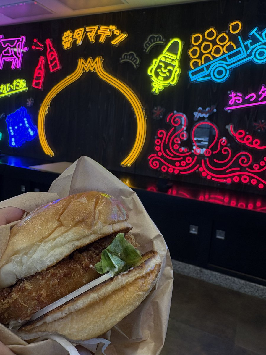 basedow_201807's tweet photo. 淡路島はグルメも最高！
大阪から近いし最高！！✨ https://t.co/UxJrlhvwcL