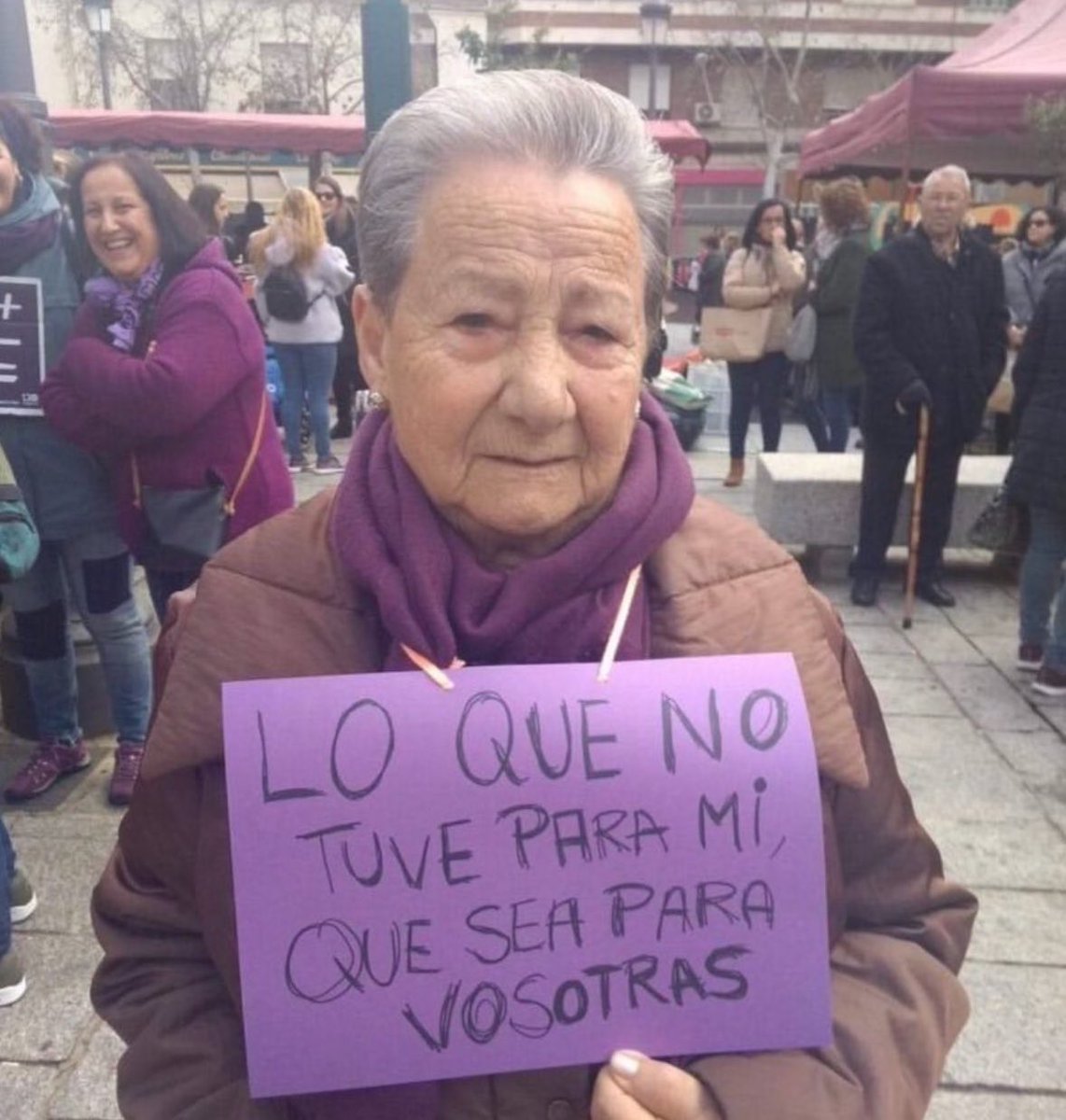 Ana Sabe Volar tweet media