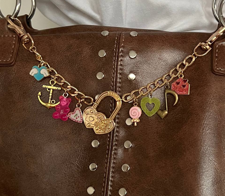 more ways to use &amp; style ur lovelocks 😋⭐️ 

#seasonscult