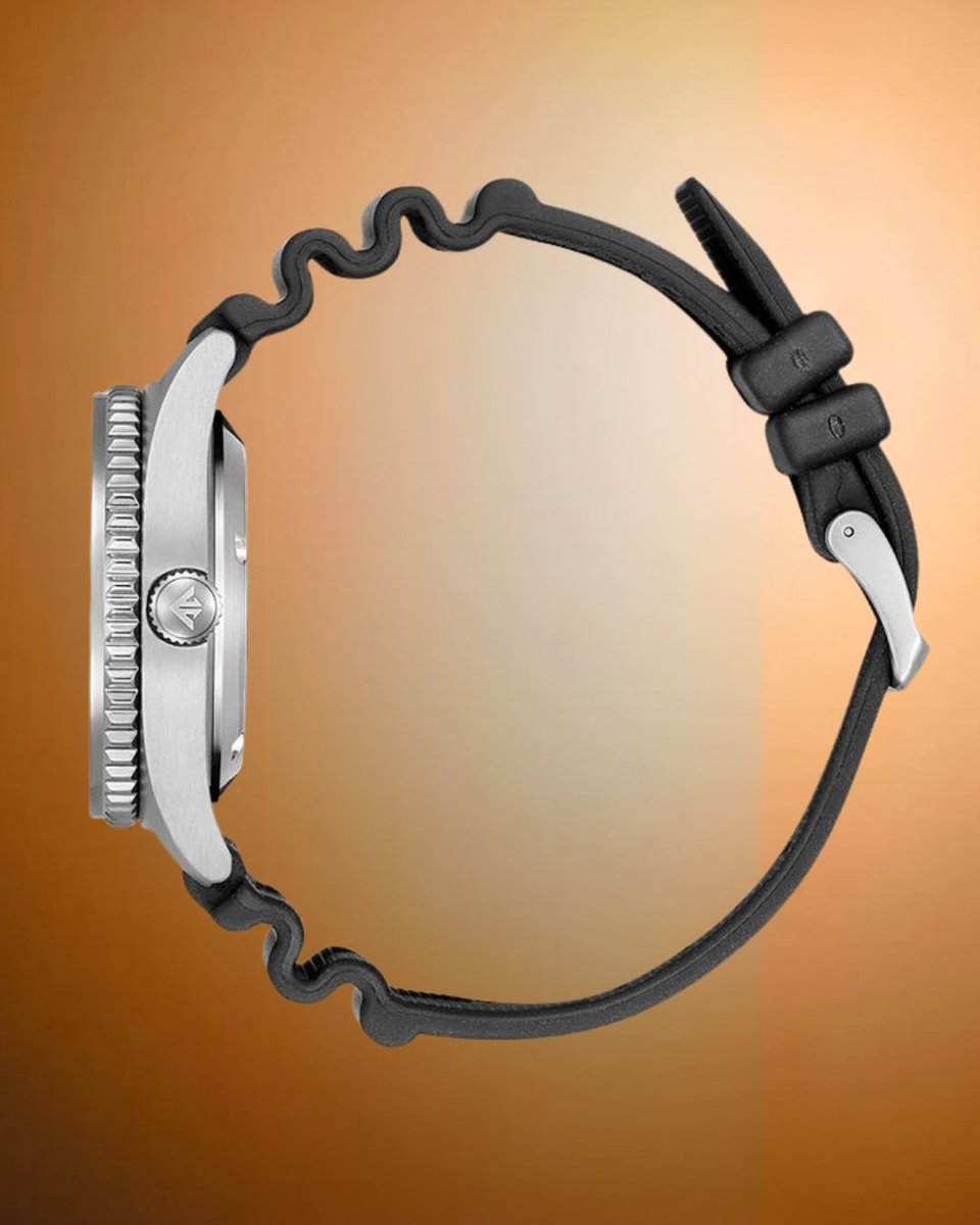 abtsaat's tweet image. Citizen Promaster NY0120-01ZC Erkek Kol Saati, profesyonel dalış saatlerinin sağlamlığını günlük kullanım konforu ile bir araya getiren güçlü bir model olarak öne çıkar.

#abt #abtsaat #citizen