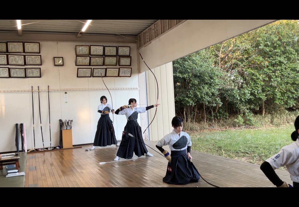 3月8日(日)
【女子試合結果】
第72期新人戦　第二回戦
対工学院大学

中央大学　　43中
工学院大学　27中

本学の勝ちとなりました。
よって第三回戦への進出が決定いたしました。