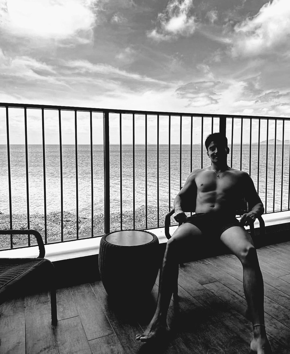 𝕶𝐄𝐍𝐙𝐎 . tweet media