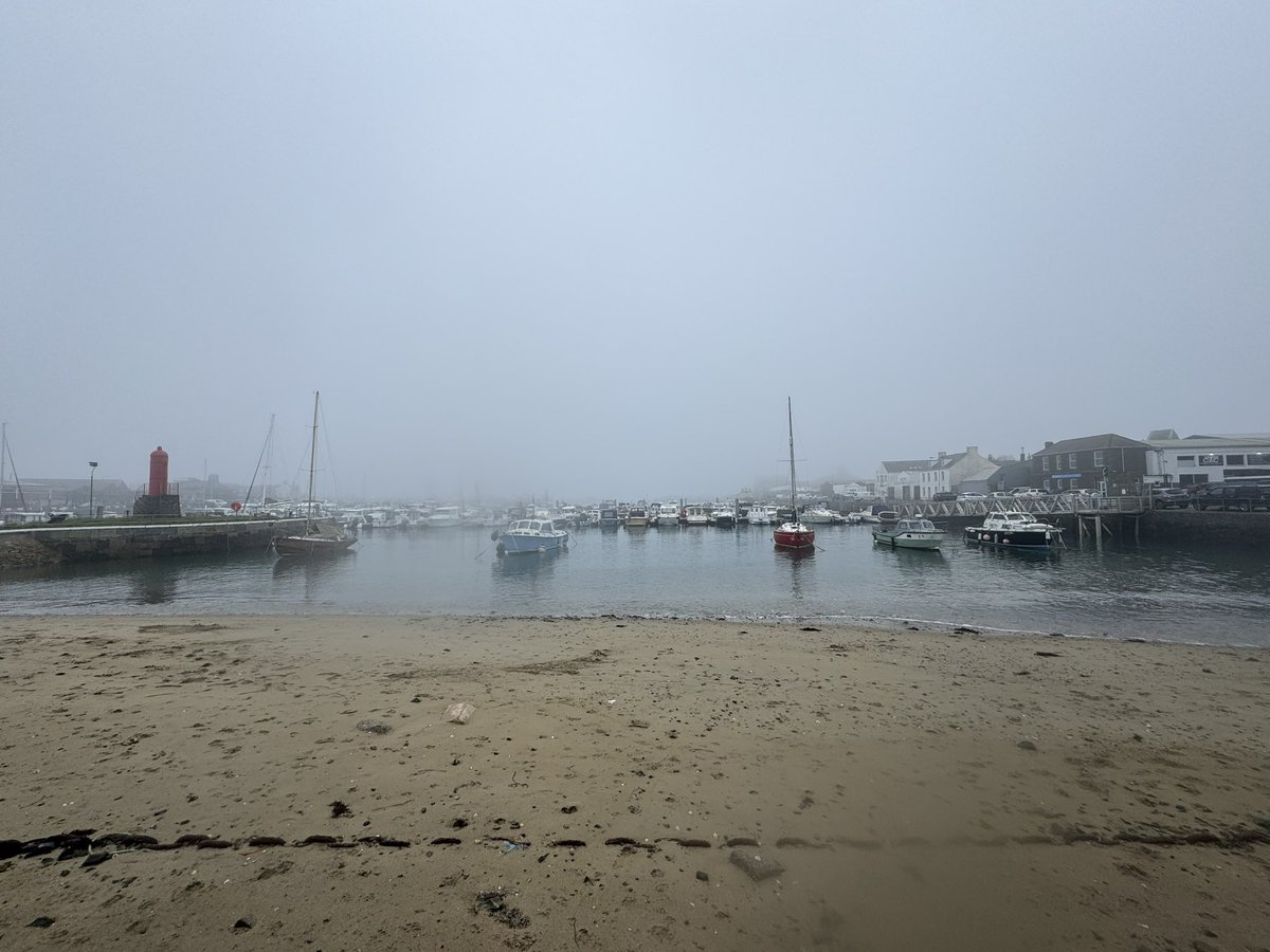 OllieGoddardGsy's tweet photo. A little sea mist just gotta be careful if it turns into The Fog!

#seamist 
#thefog https://t.co/plVR6bGtFD