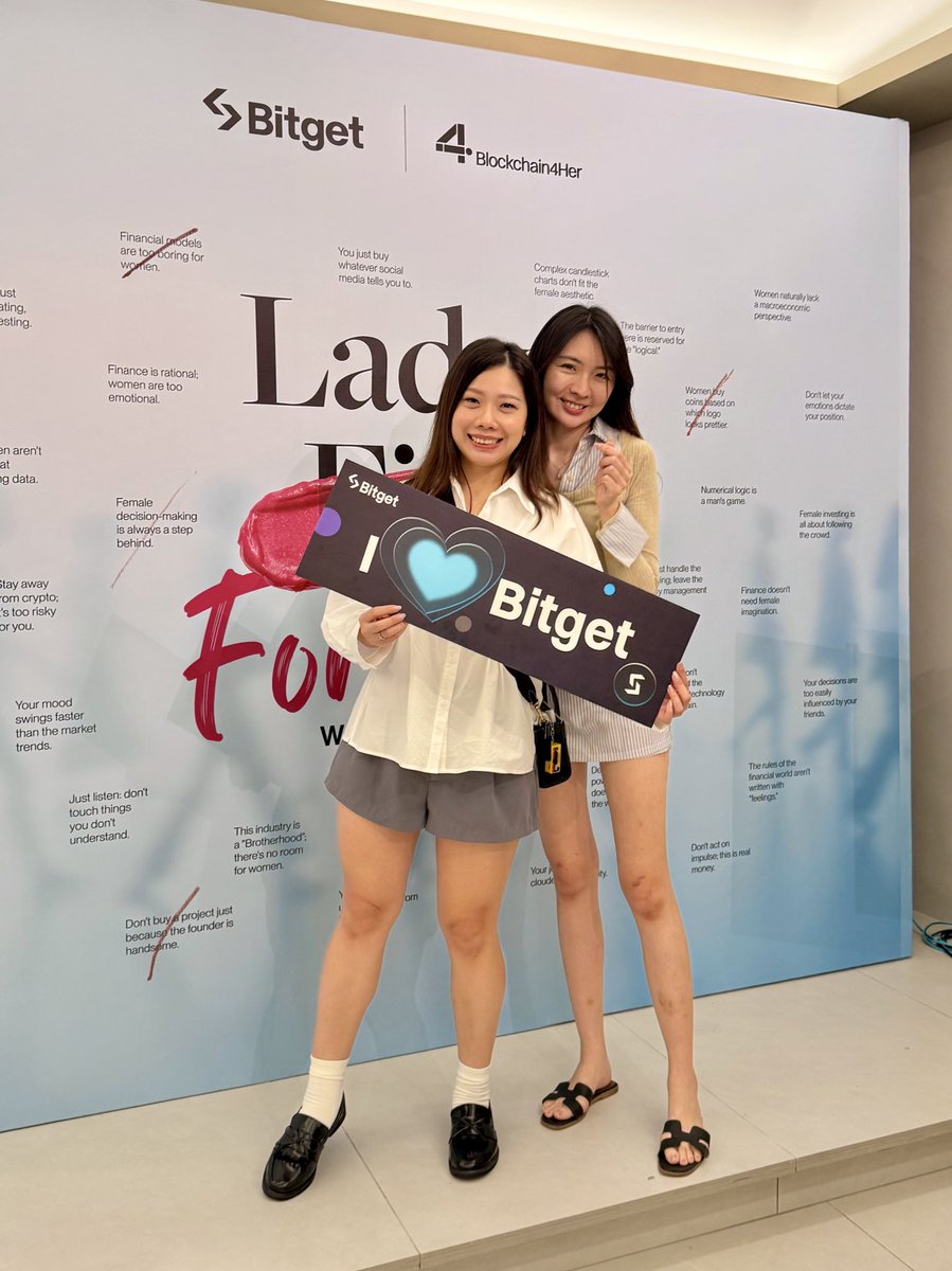 𝒥𝑜𝒶𝓃 咏恩 tweet media