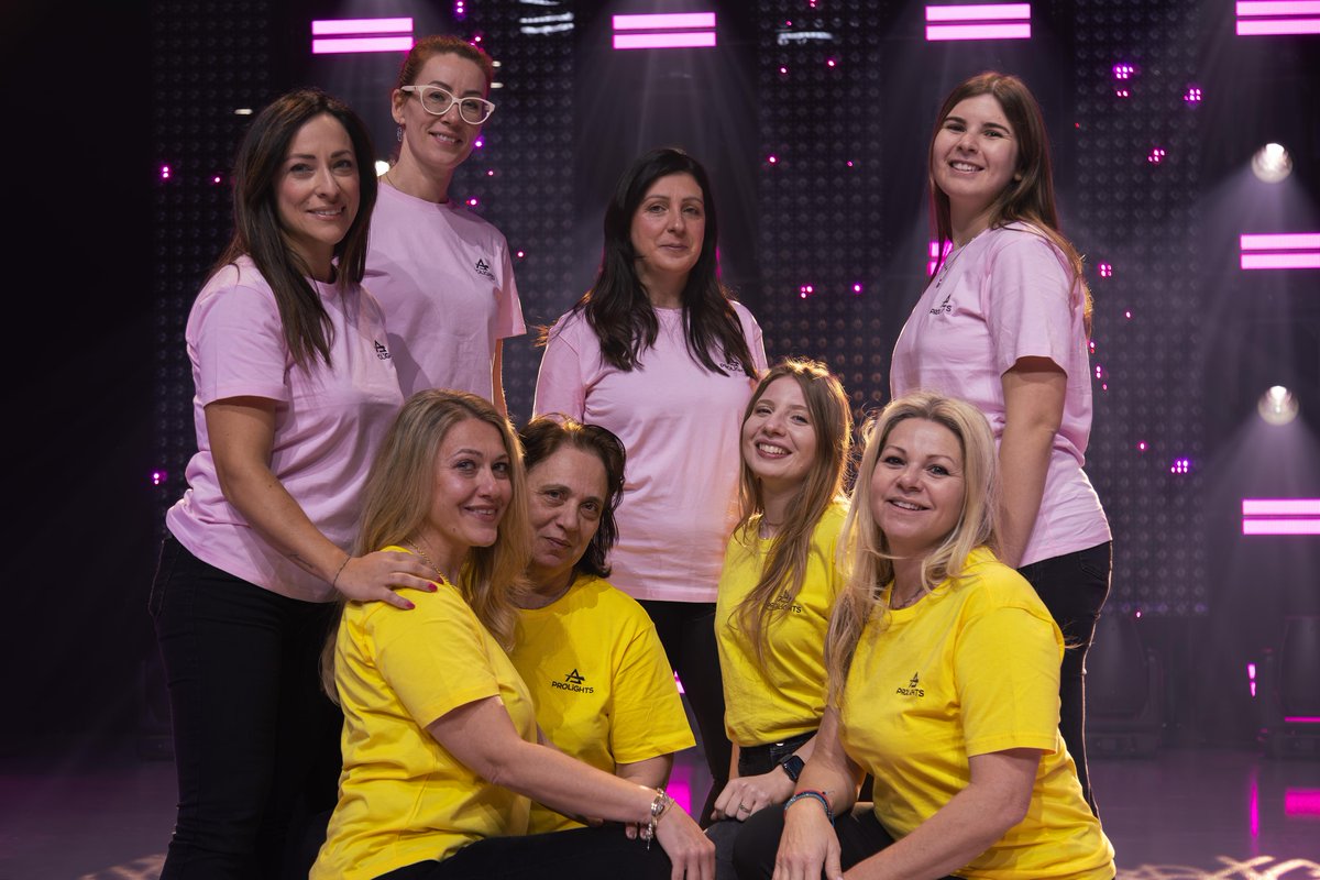 PROLIGHTS tweet media