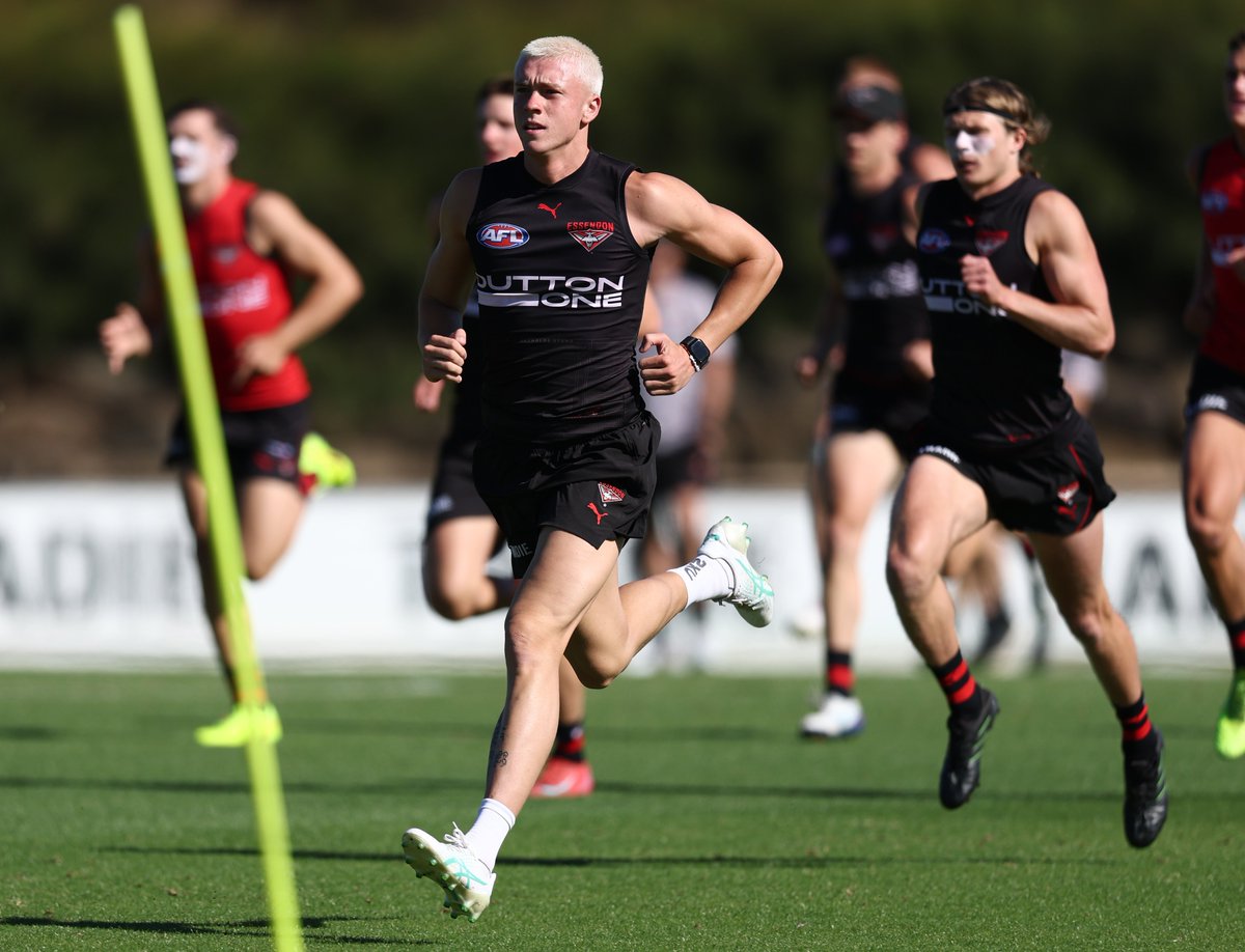 Will Carter tweet media