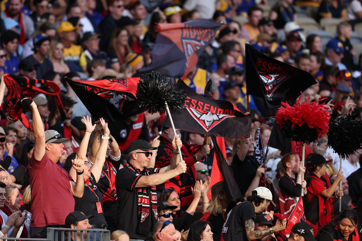 Will Carter tweet media