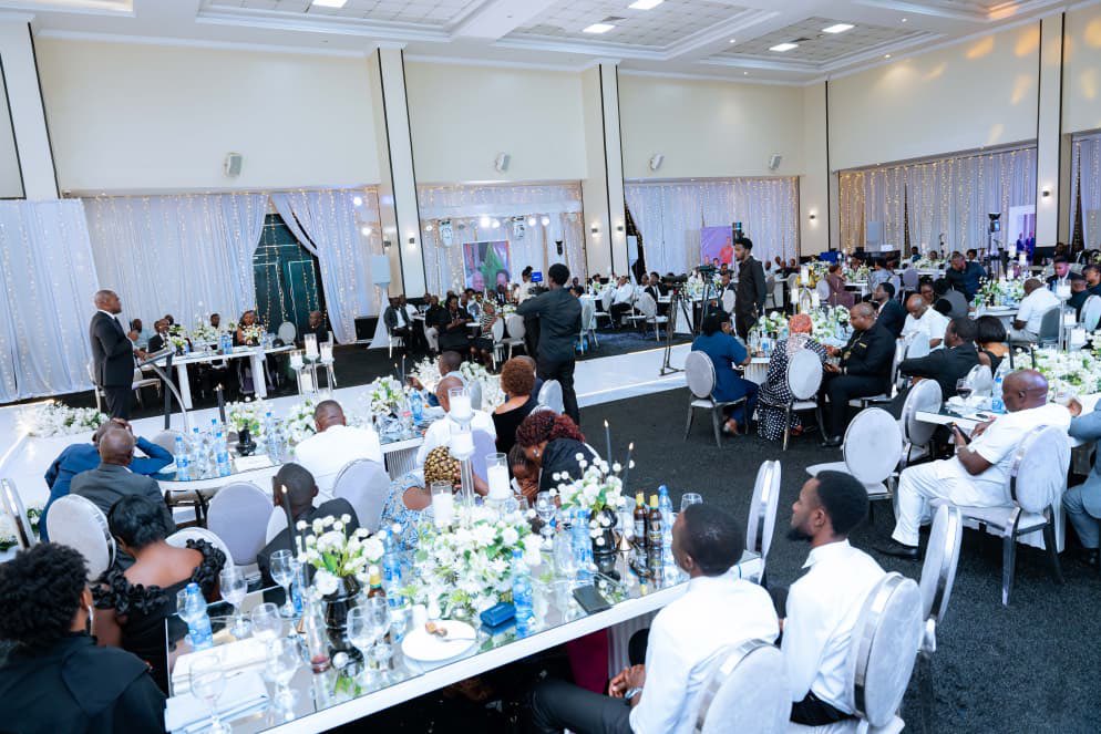 Muhindo Moris tweet media