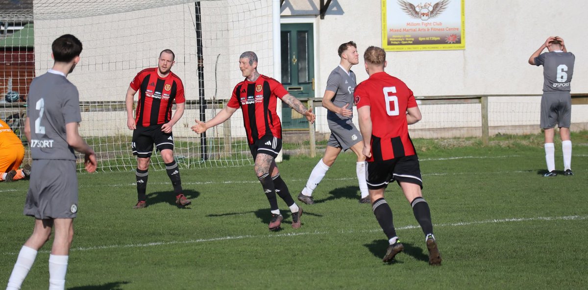 Darren Heavyside tweet media