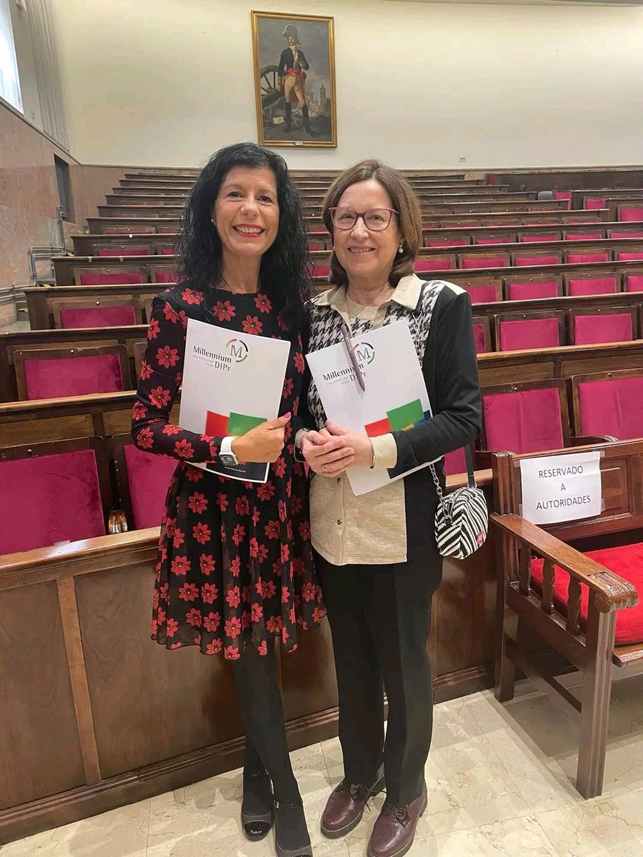 Feliz día Internacional de la mujer a las protagonistas del #TeamMillennium un ejemplo de vocación académica e investigadora