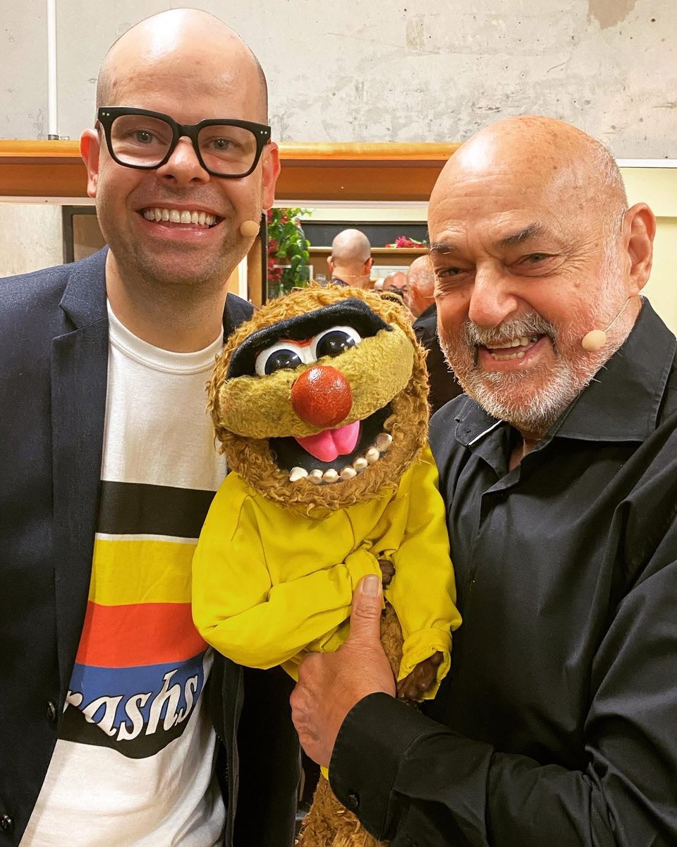 BenFromBrisbane's tweet photo. End of an era. It was an honor to share the stage with #JamieDunn &amp; #Agro. A true privilege to know the man behind the legend. His kindness, humor, and stories will be missed. Farewell, Jamie. You left a mark on us all. #rip ❤️‍🩹😔 https://t.co/ECx0Id5tVD