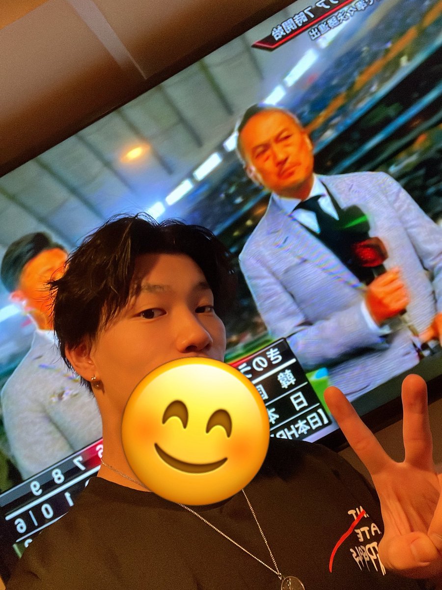 TODEKE_kobe's tweet photo. 本日も元気にOPEN⭐️

戸出家の大型犬こと松田です🐶
本日のWBCは日本vsオーストラリア🇯🇵🇦🇺
当店は本日もタイムリーでサービスが
ありますのでみんなで日本を応援しませんか❗️
本日は途中までまつだonlyでお待ちしております☺️ https://t.co/i8De3KXdli