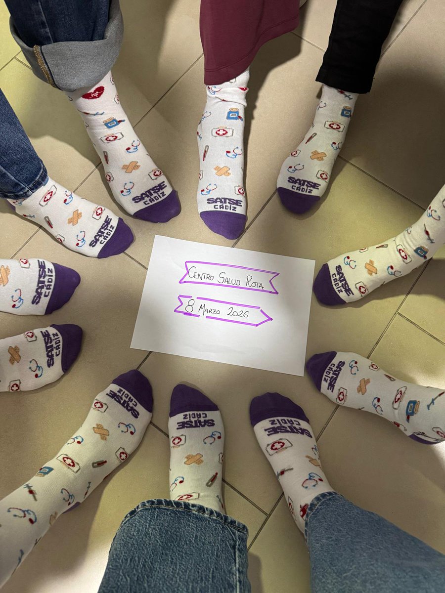 🟣 8-M
La desigualdad entre mujeres 👩 y hombres 👨‍🦱 aún persiste.
Las administraciones siguen vulnerando el derecho a conciliar de enfermeras y fisioterapeutas. 😡
Conciliar es un derecho.
 CAMINAMOS POR LA IGUALDAD 🚻