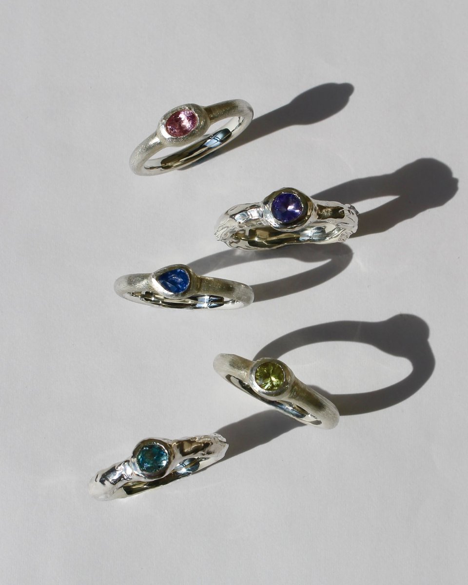 _raza's tweet photo. Pink Spinel  11号
Tanzanite Sold
Sapphire  12号
Sphene  9号
Blue Zircon  11号 https://t.co/xskdM7BMUS