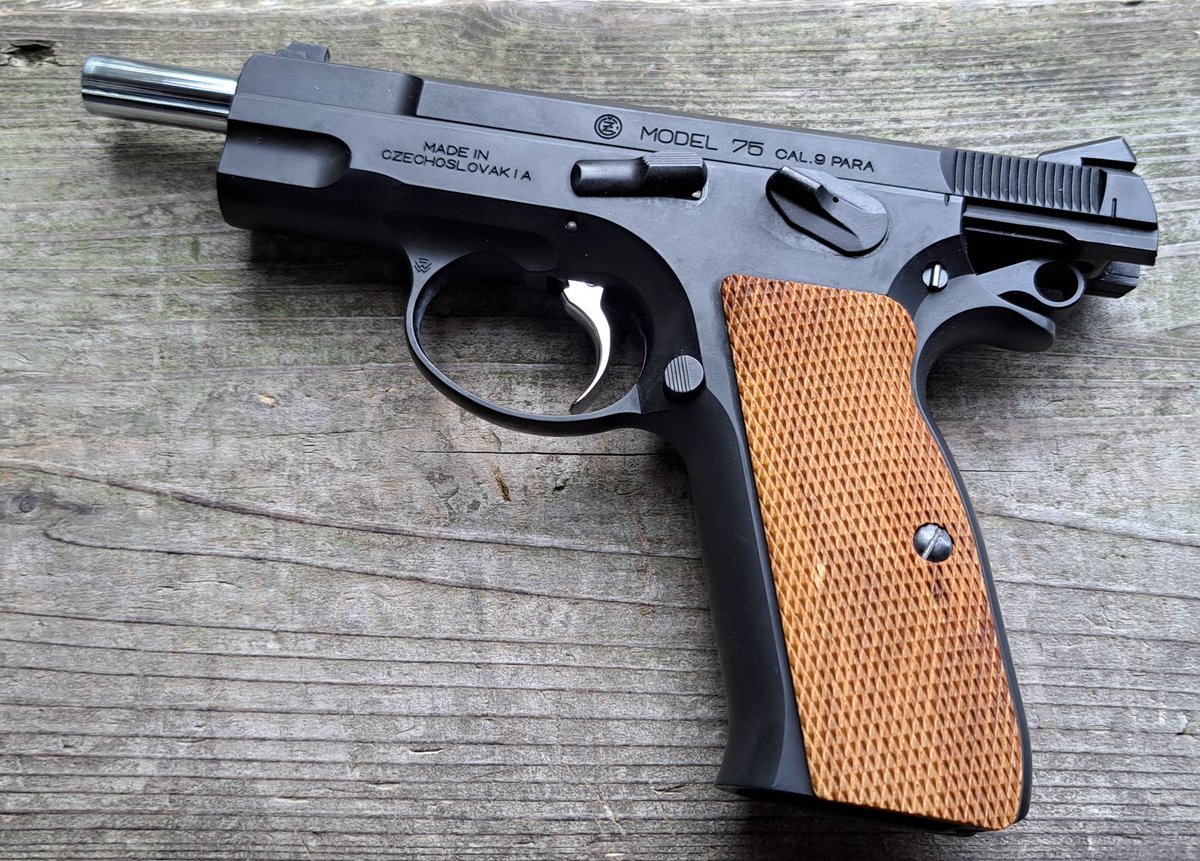 JP_amd65's tweet image. #さばおわ じゃっど～。

本日は #DRAGOON さんにて日曜サバゲーを楽しみました～✨🔫

大人数でわちゃわちゃゲームもよきですわね✨👍

ご一緒できた皆様、誠にありがとうございました🙇