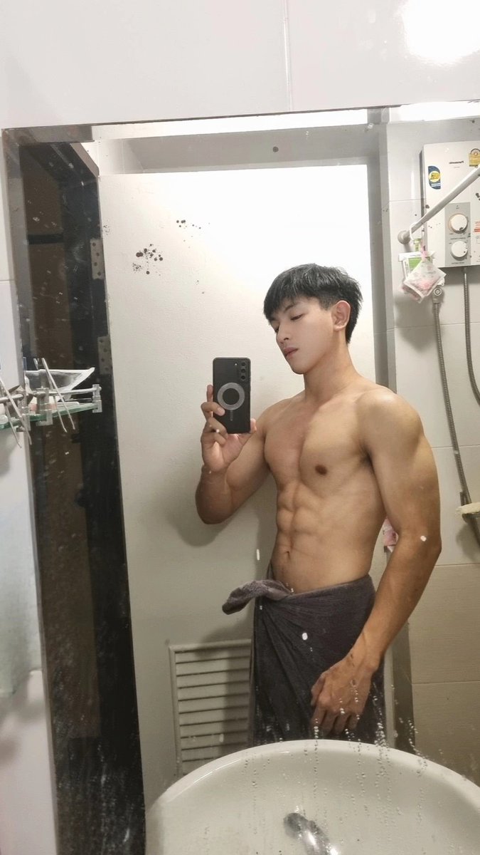 man Massage Off-site straight man tweet media