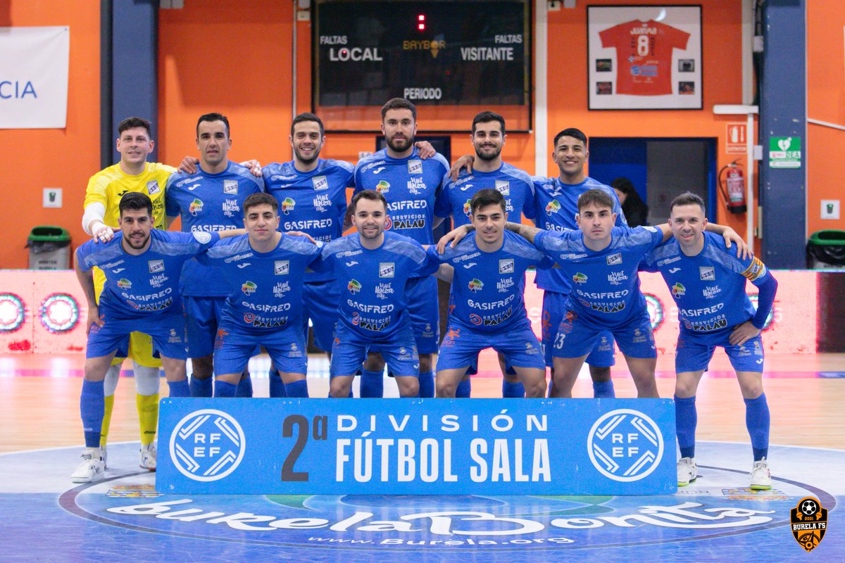 CoGAFS's tweet photo. 🏆 2ª División

👥 Ander Garrido / Eduardo Sierra
👥 Daniel Dacal / Andrea González

@burelafs 🆚 @gasifredatletic

📸 @burelafs

#futsal #aretofutbola #futsalreferee #burela #cogafs https://t.co/Pn600EEFqv