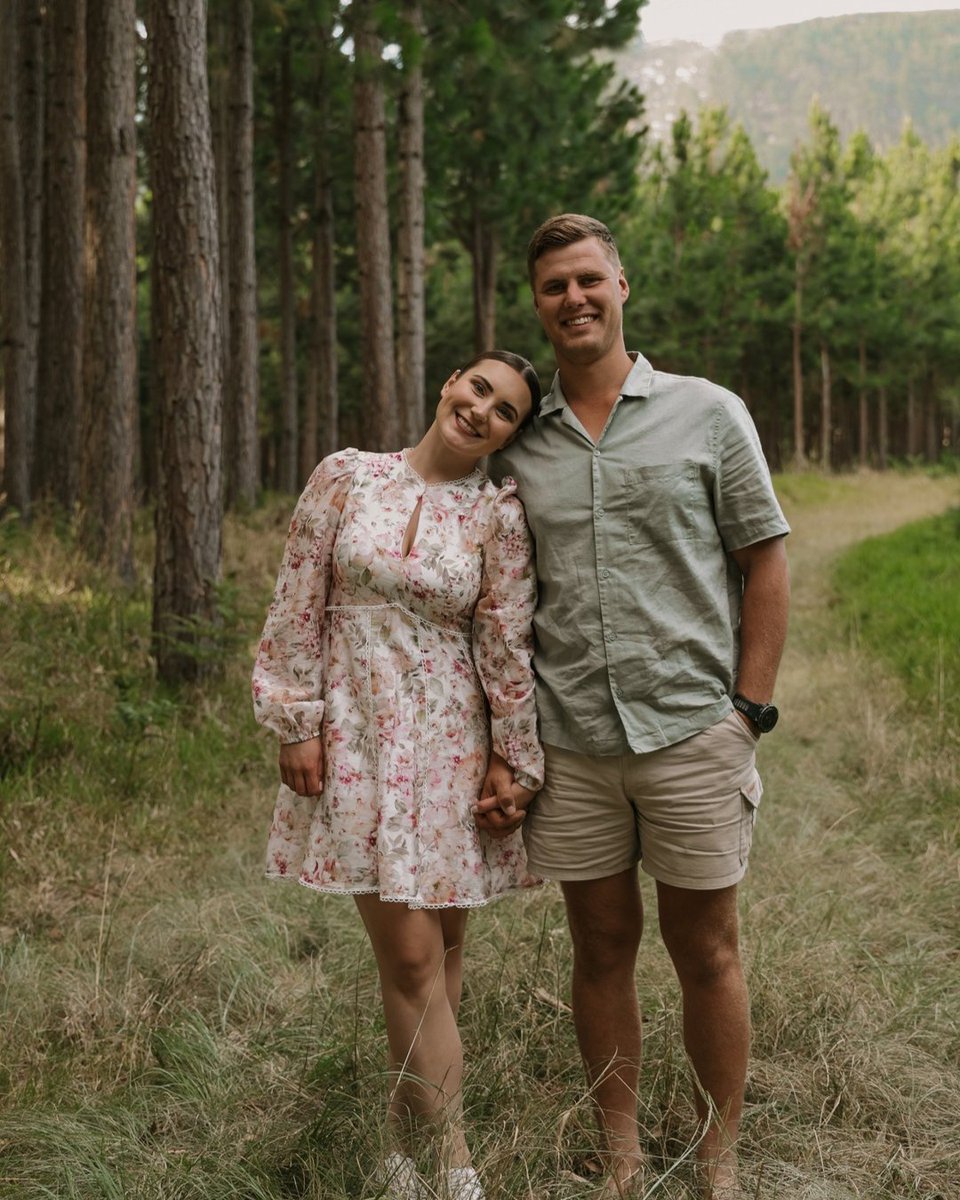 Mooi Troues tweet media