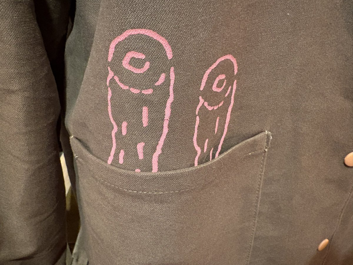 たつ丸さん、ちくわ洋服シリーズ納品！ポケットにちくわカーディガンです。最高。#ニヒル牛