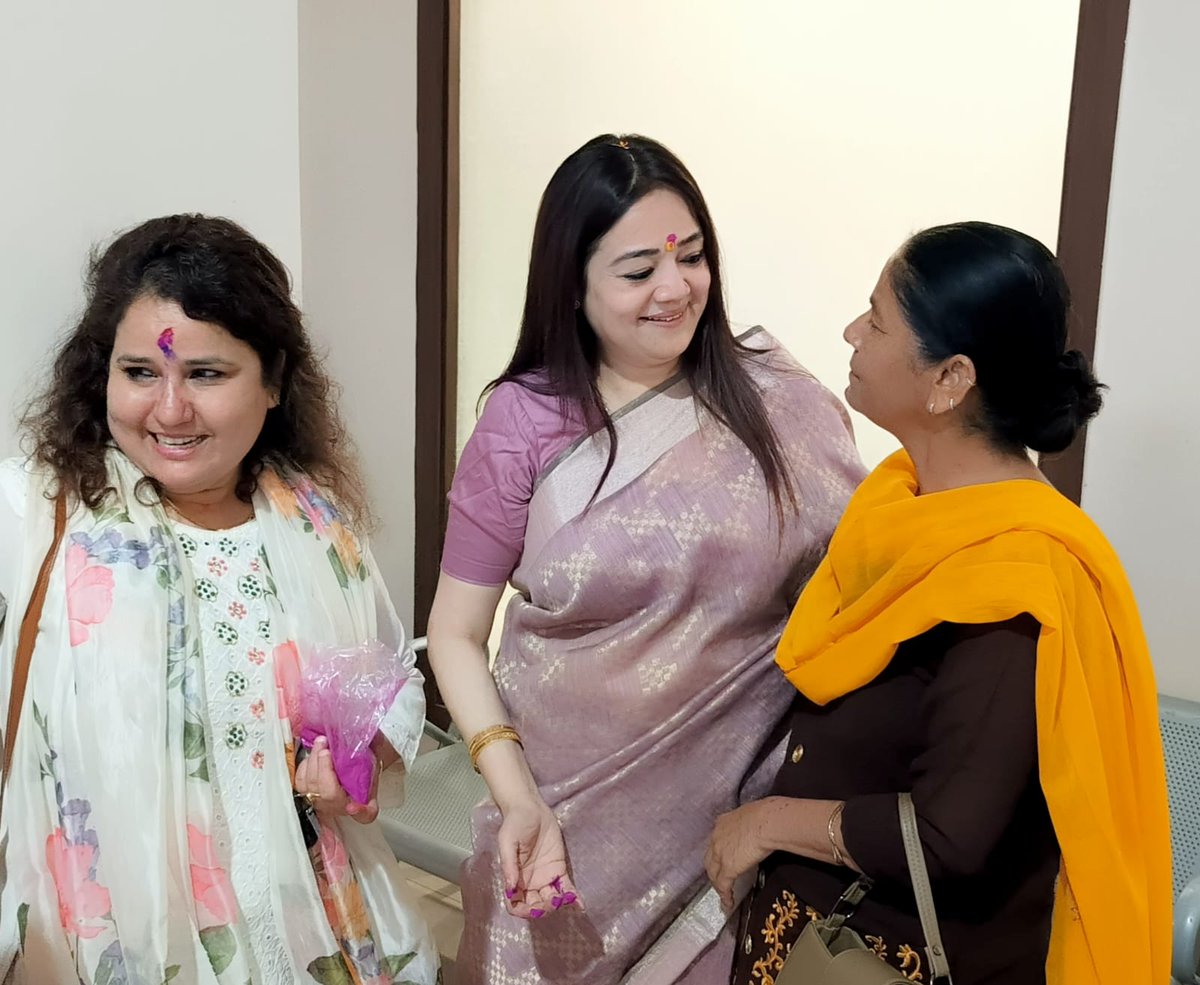 bjp_seema's tweet photo. आज शेर ए हरियाणा, हरियाणा सरकार के लोकप्रिय कैबिनेट मंत्री एवं फरीदाबाद के दिग्गज व जनप्रिय विधायक आदरणीय भाई श्री Vipul Goel जी के कार्यालय सेक्टर 16 फरीदाबाद पर अंतरराष्ट्रीय महिला दिवस मनाया गया।
जिसमें सैकड़ों की संख्या में महिलाएं और भाजपा के सभी कार्यकर्ता मौजूद रहे। https://t.co/OX7onjaqL4