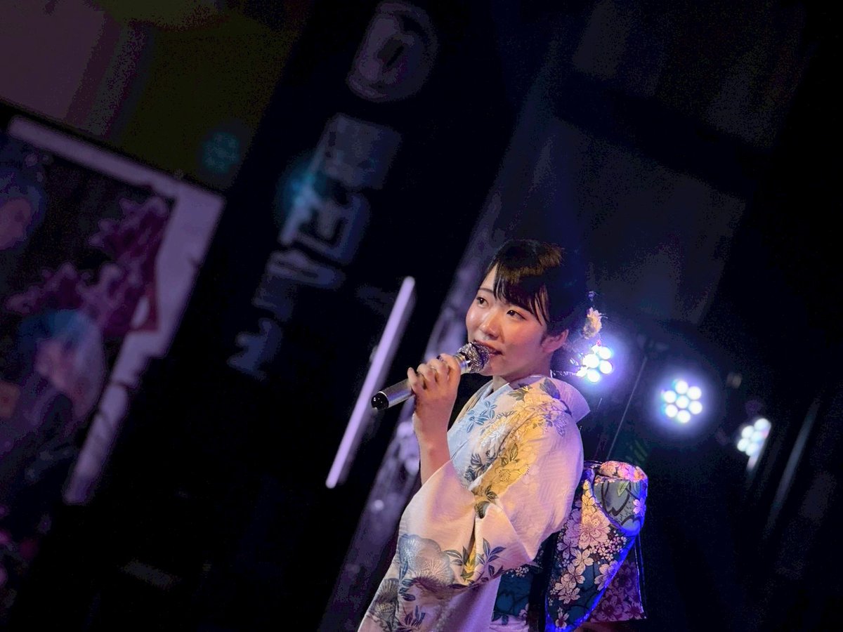 umetani_kokoro's tweet photo. 石岡健康センター♪あっっという間に終わってしまいました💦
いろーんな曲とお話をお届けできて最高に楽しかった‼️そして今日は「星空のルビー」のお着物を初めて着ました✌️みんなが褒めてくれてとてもハッピー😆
熱い応援をありがとうございました‼️ https://t.co/SvNT5PuLGf