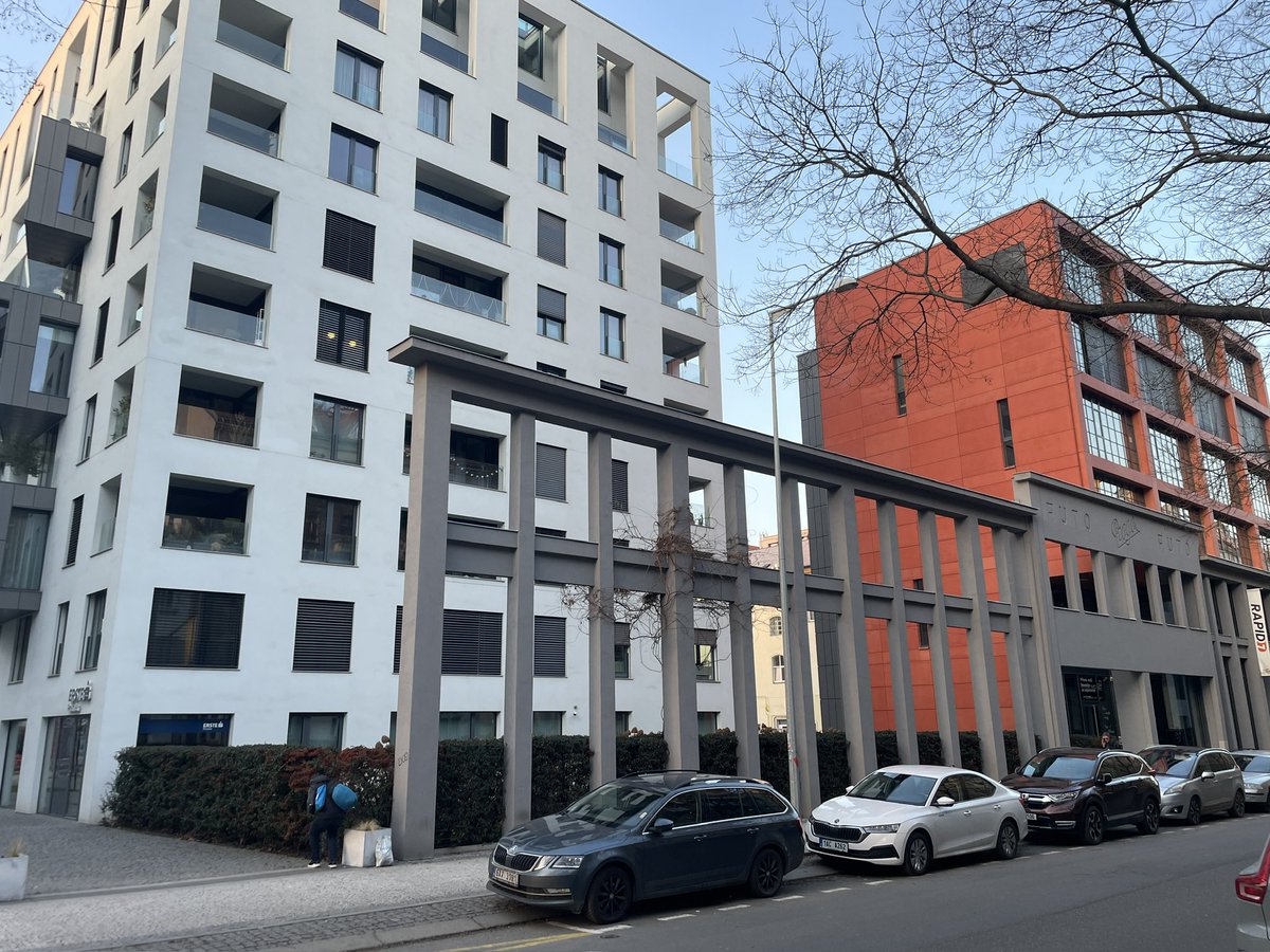 Ivan Derer tweet media