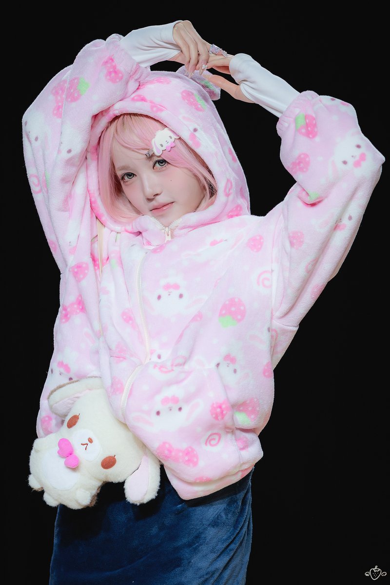 오핑크공주딸기🍓 tweet media