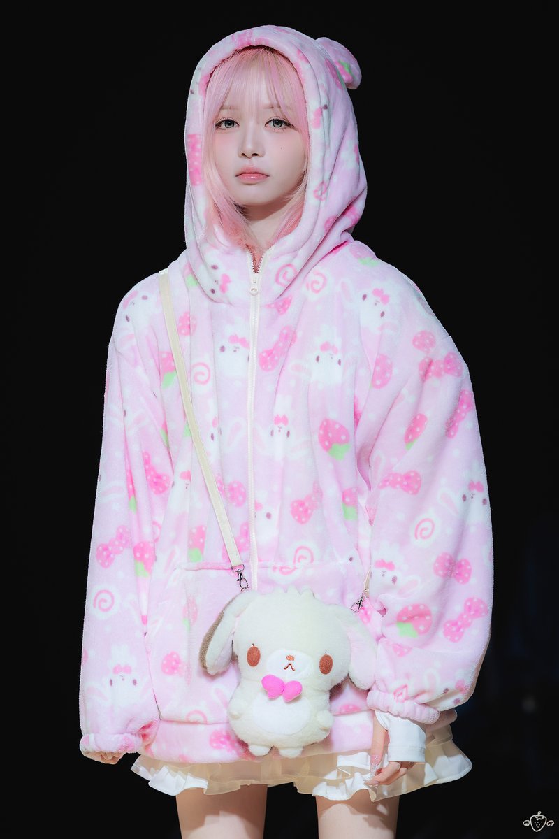 오핑크공주딸기🍓 tweet media