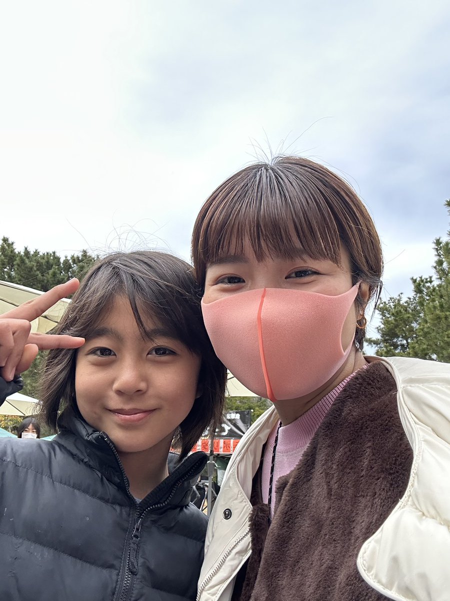 Sakystaff1's tweet photo. 小戸シーサイドピクニックへお越し
いただきありがとうございました🏖️

小戸シーサイドピクニックの歌
one cup one happy!
赤いスイートピー(松田聖子)
みるくてぃー
強くなくたって

続いては3/14の'Sounds Good'🔜
まだまだご予約お待ちしております！ https://t.co/hZ0U4LGkfF
