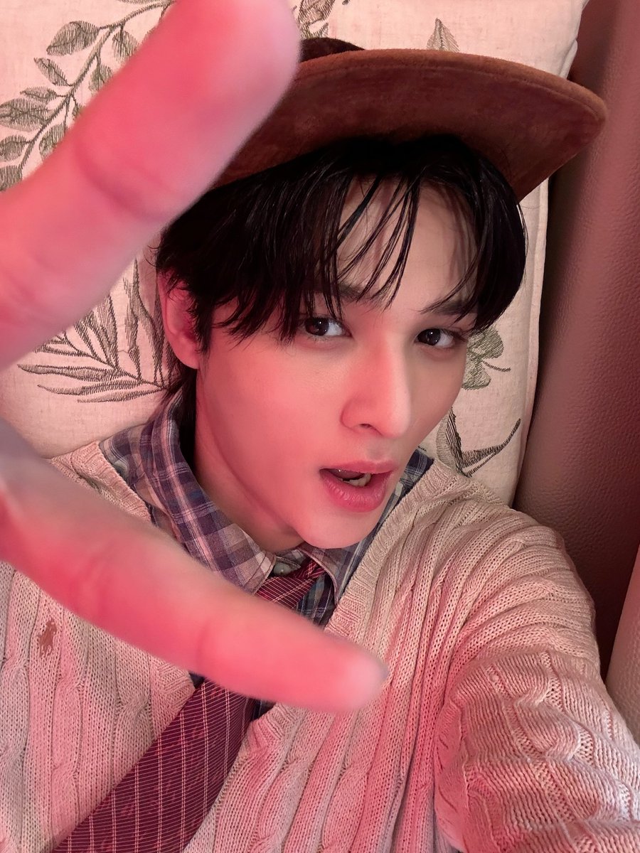 Just for you ANDEAR~ 😘

#앰퍼샌드원 #AMPERSANDONE
#마카야 #MACKIAH