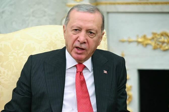 fastXnewss's tweet photo. Repkon Türk şirketi.
İsraile 27.000 adet bomba satılmış.
Abd üzerinden, peki buna engel olamıyorlarmı ? Resmen israile cephane satıyor türk firması.

#iran #repkon #savaş #israil https://t.co/b8eItgIkCg