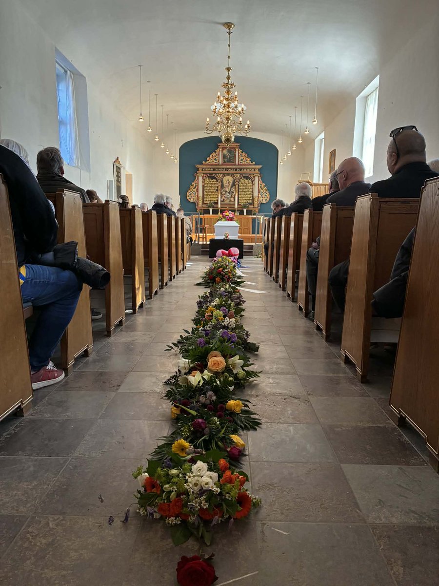 Louise Lorenzen tweet media