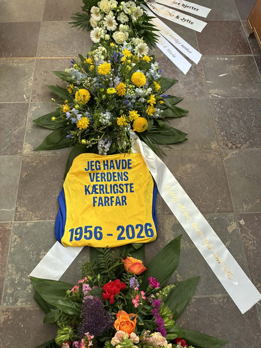 Louise Lorenzen tweet media