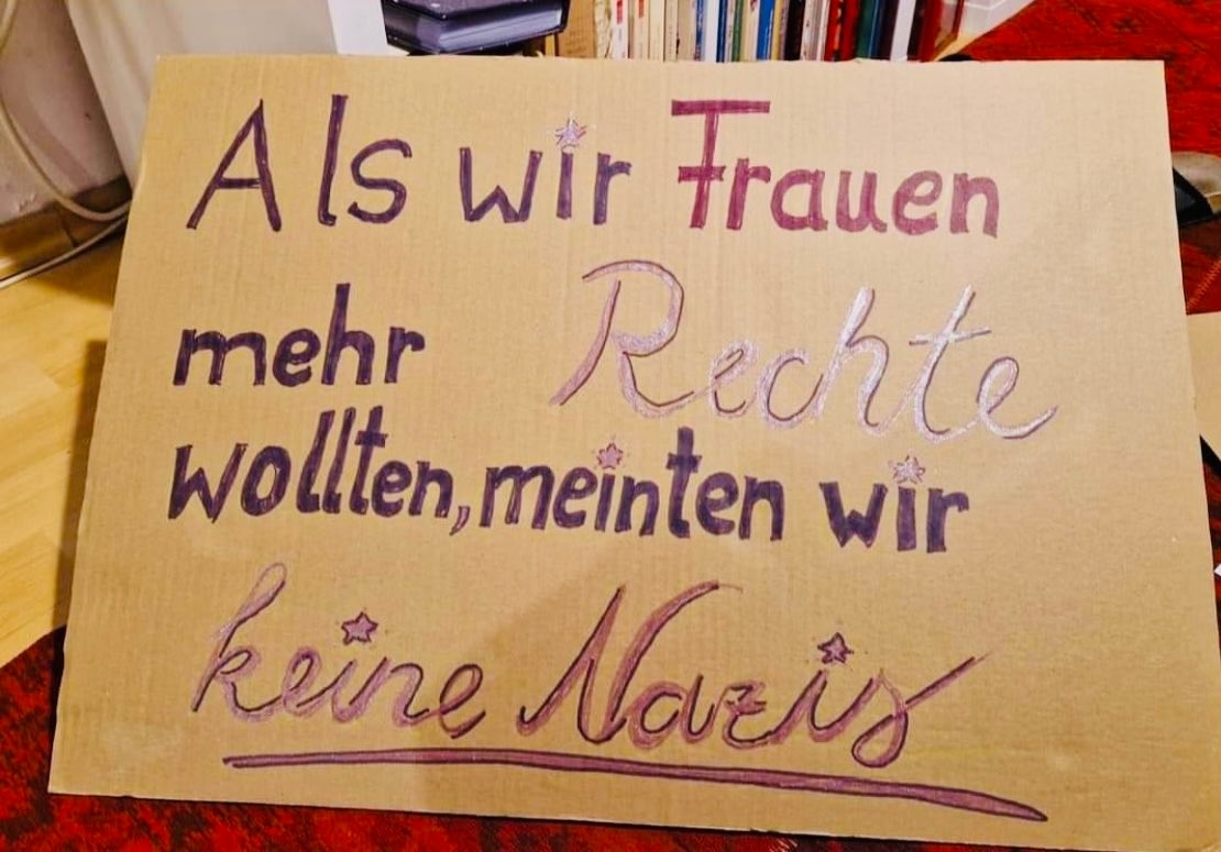 Mel Aura tweet media