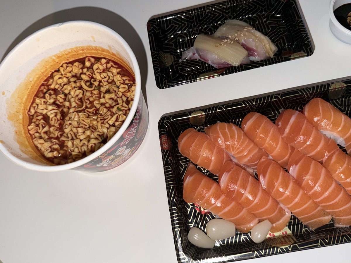 ᶜᴴᴬᴱ┈ ♡ﾞ tweet media