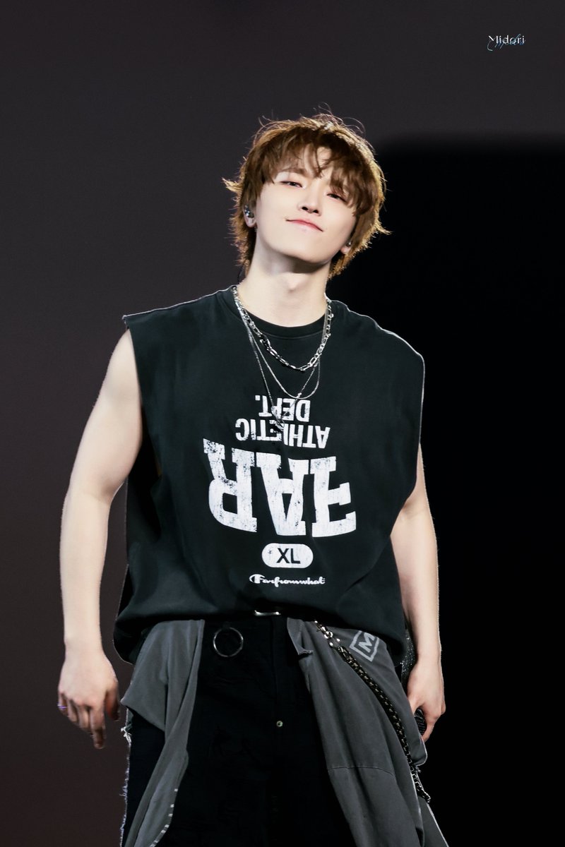 260307
소고했어🫶🏻

#디노 #DINO #이찬
#세븐틴 #SEVENTEEN
<a href="/pledis_17/">세븐틴(SEVENTEEN)</a>