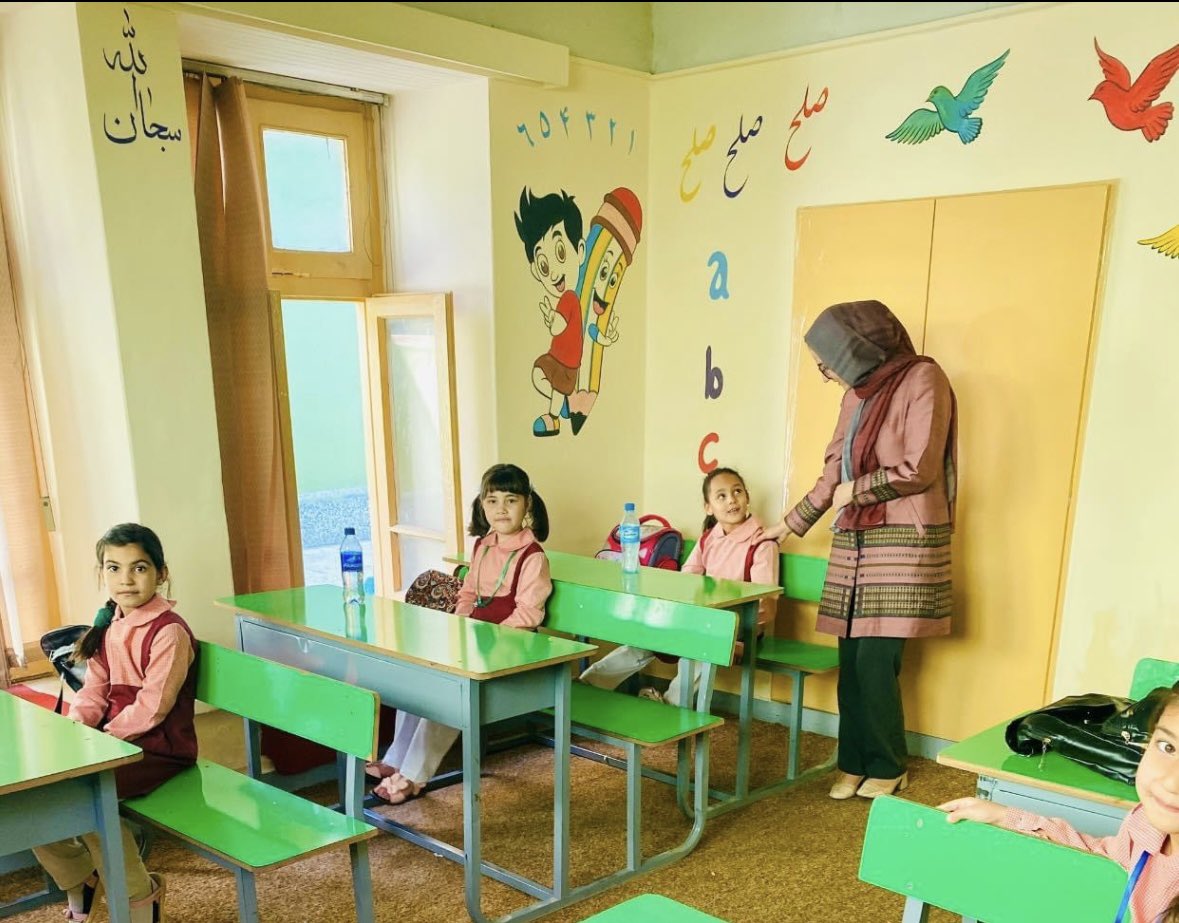 Atefa Tayeb | عاطفه طیب tweet media