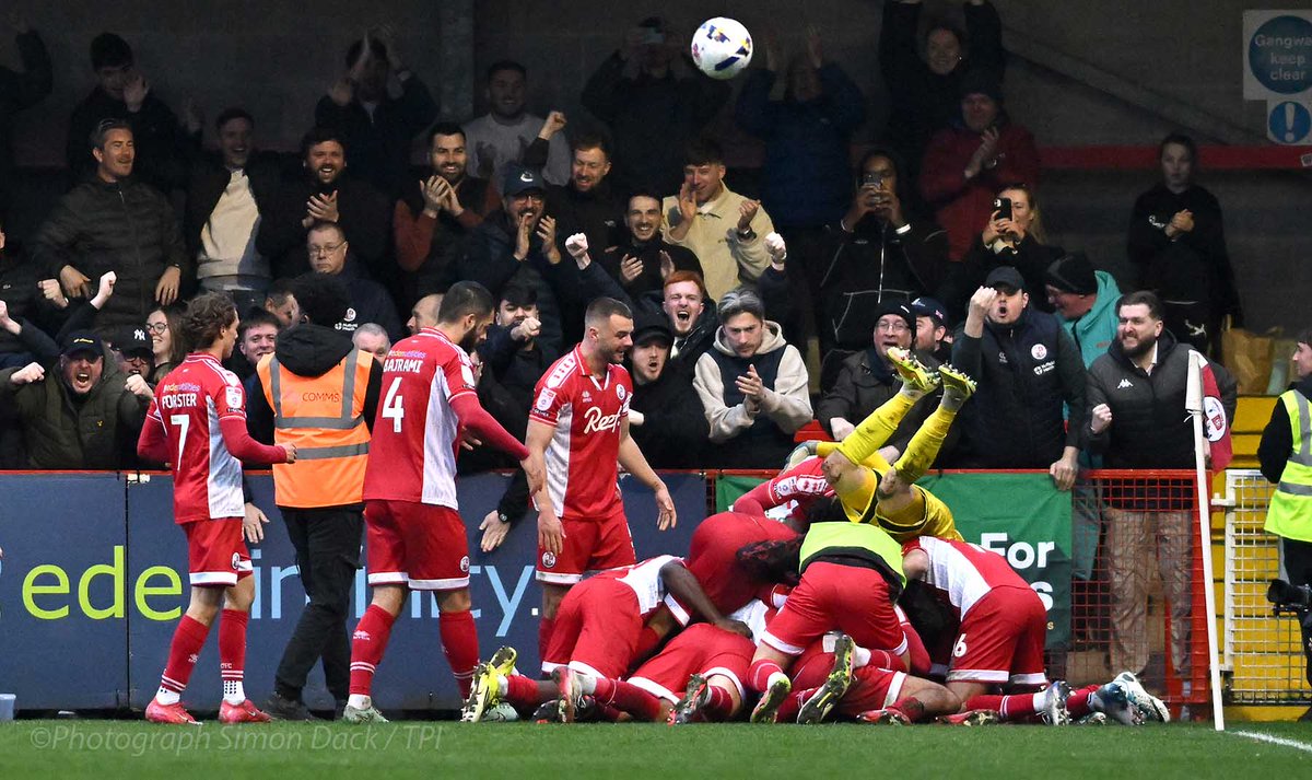 Simon Dack tweet media