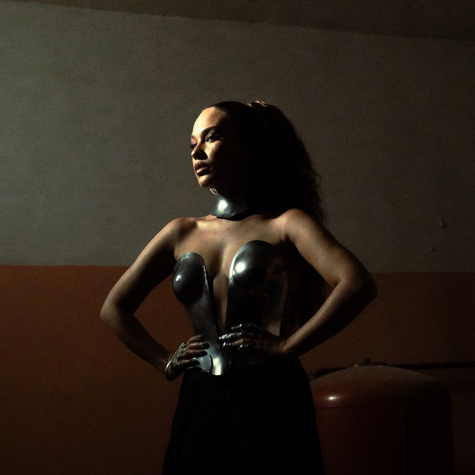 FAST INFO tweet media