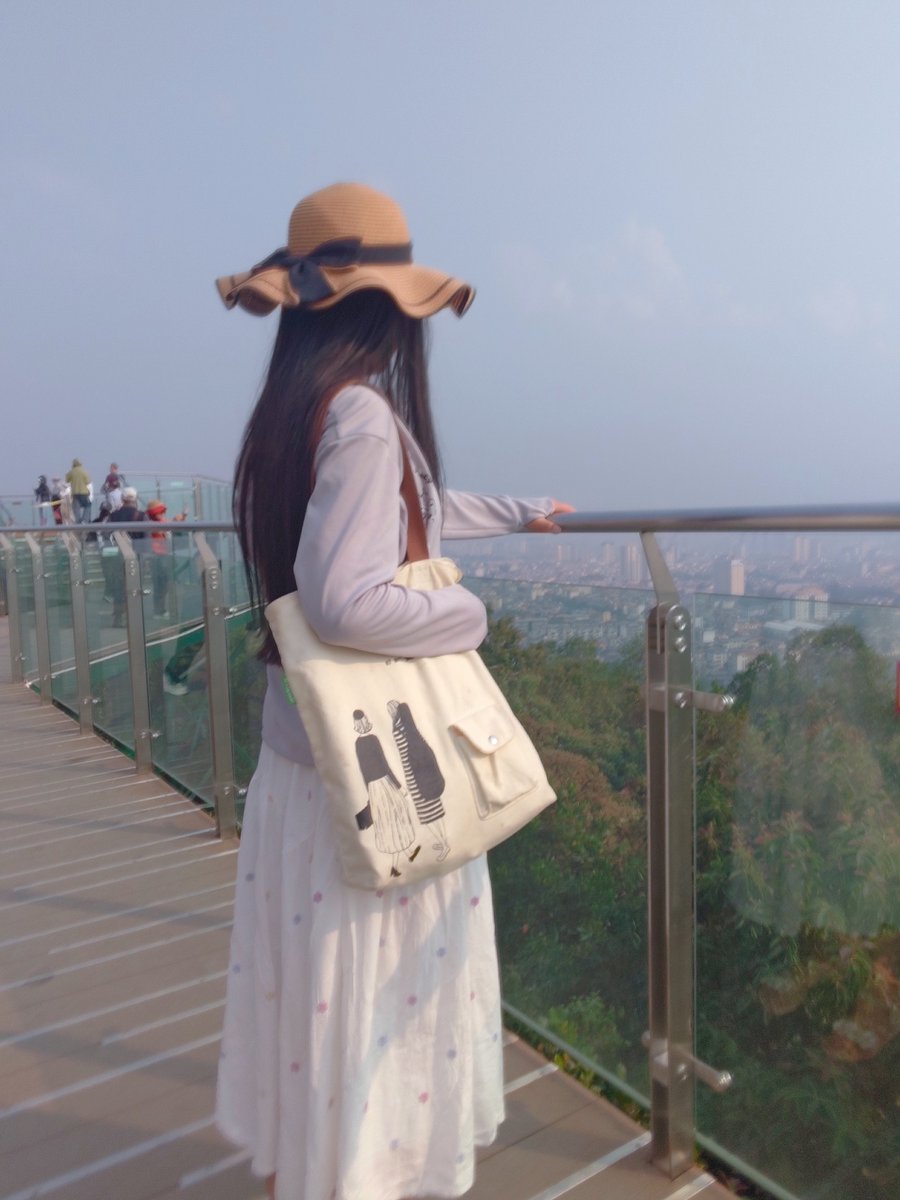 王安黛（悬疑推理小说《失业互助小队》p站绝赞连载中） tweet media