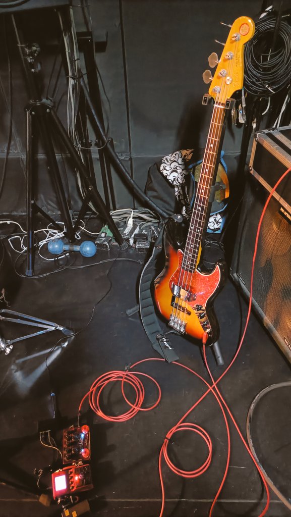 jb_62us's tweet photo. 久々のライブサポートでした！！ https://t.co/sqCGIlAq6o